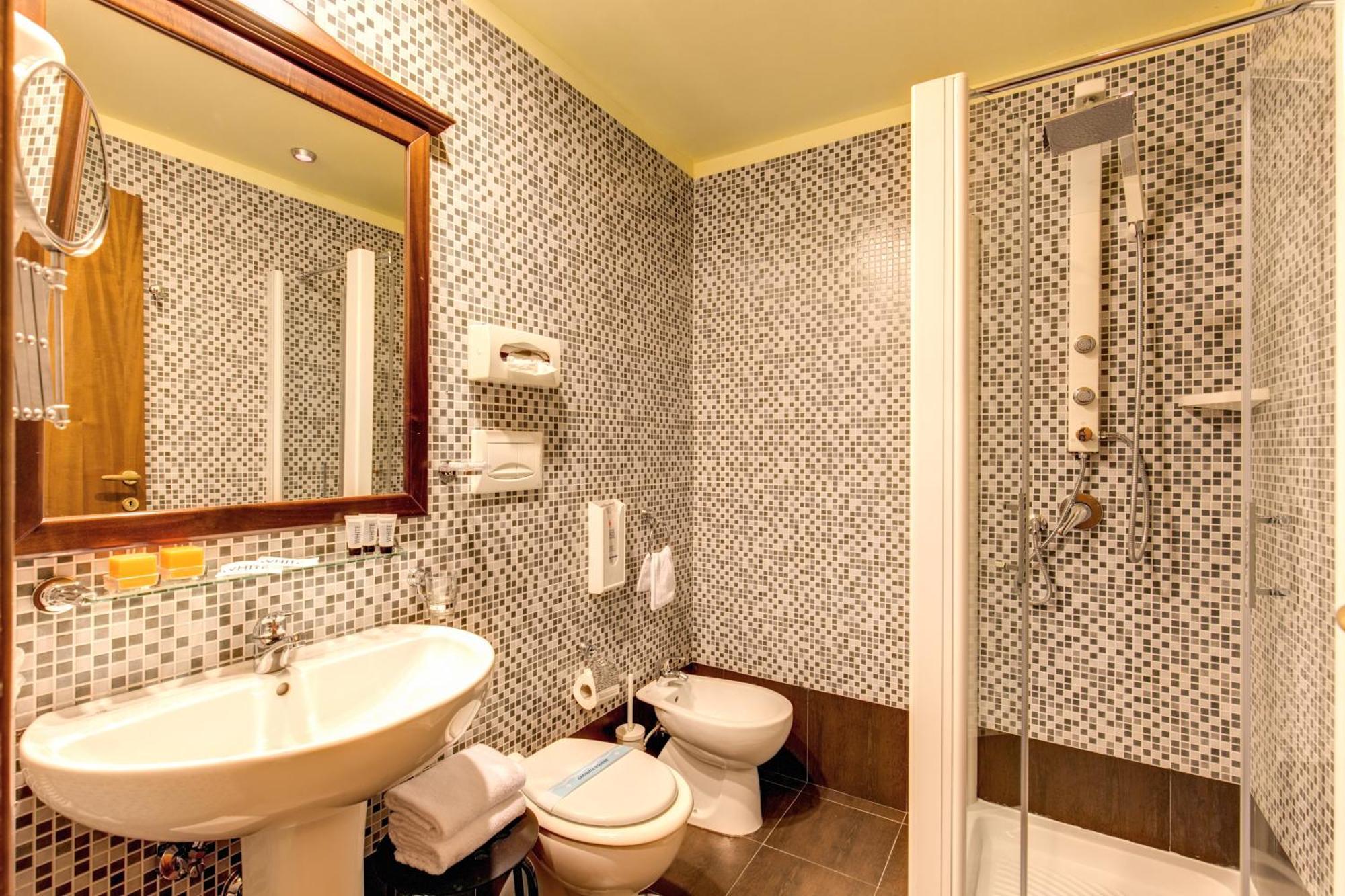 Tuscolana Hotel 3*