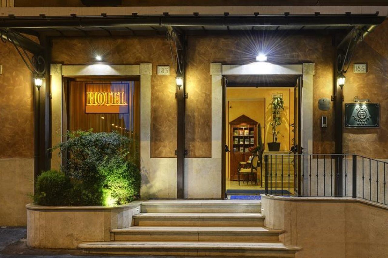 Tuscolana 3* Roma