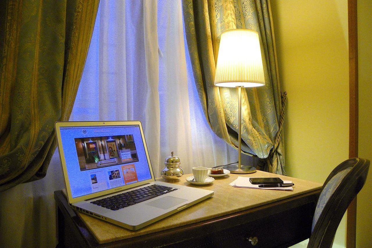 Hotel Tuscolana 3*