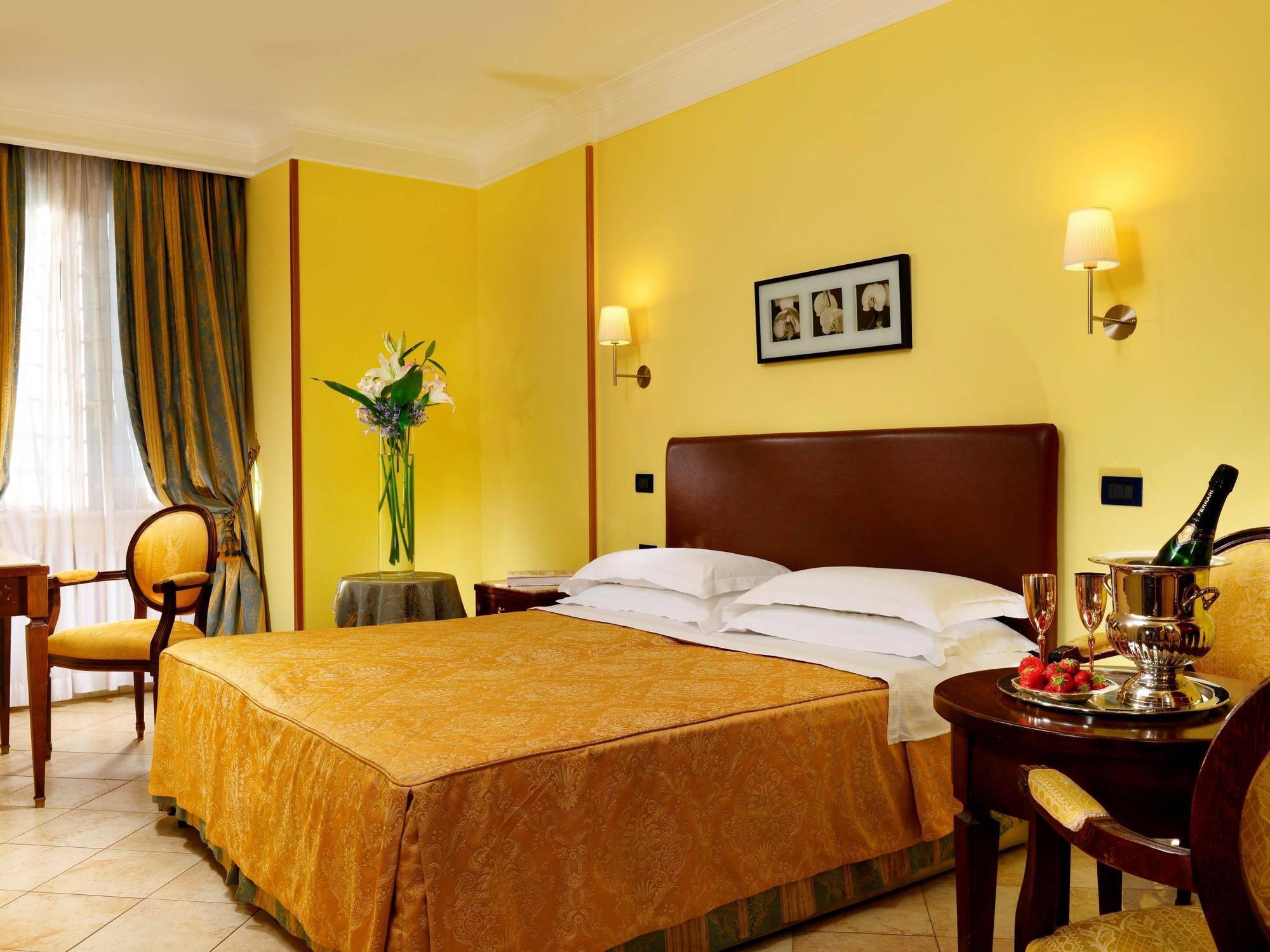 Tuscolana 3* Rome
